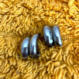 Vintage EPearl Signed Erwin Pearl Silver Clip-On Earrings